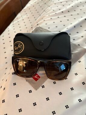 Ray-Ban Women's Brown Tortoise Frame Sunglasses with Brown Lenses